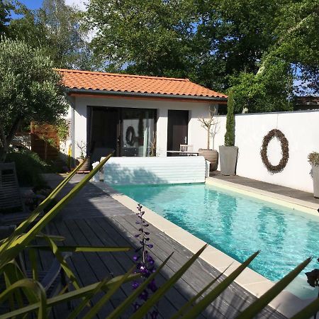 La Casa Bonita Bed and Breakfast Martignas-sur-Jalle Exteriör bild