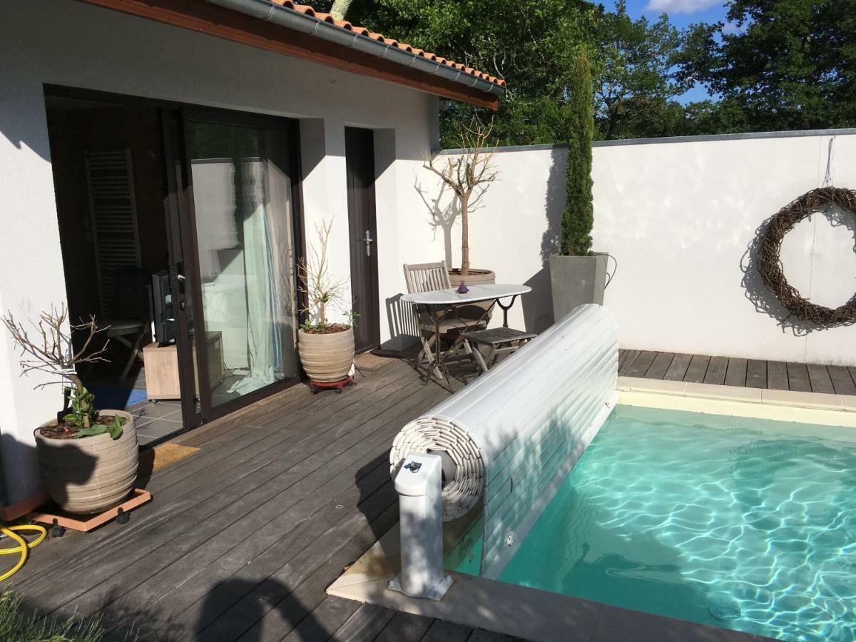 La Casa Bonita Bed and Breakfast Martignas-sur-Jalle Exteriör bild