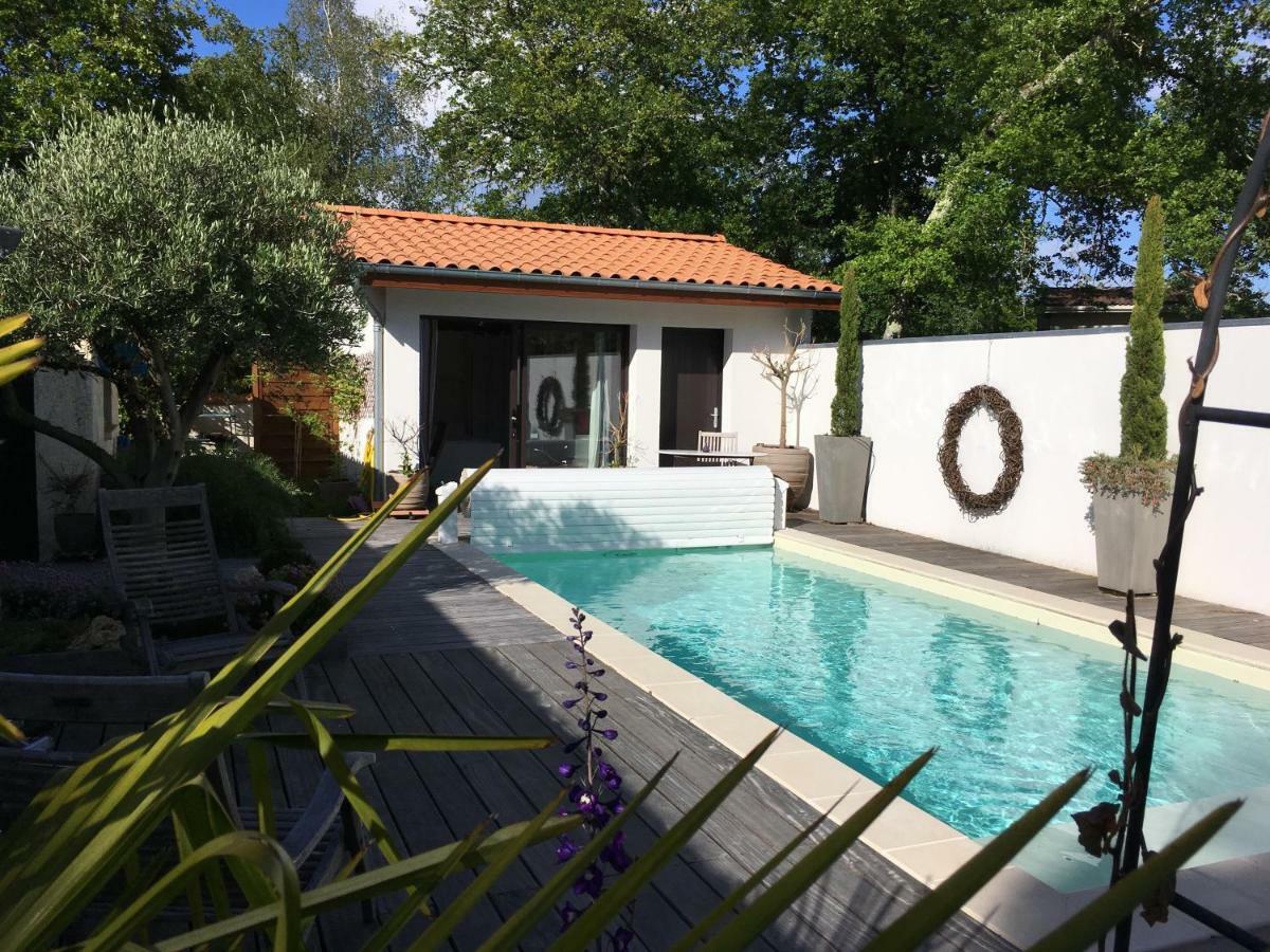 La Casa Bonita Bed and Breakfast Martignas-sur-Jalle Exteriör bild